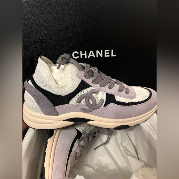 CHANEL Monochrome Athletic Shoes - Picture 4 of 5